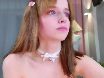 Bongacams Sex Cam of b4by-lol1