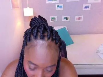 Bongacams Free Porn Cam of kiara-evanss