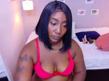 Bongacams Adult Webcams of kiara-evanss