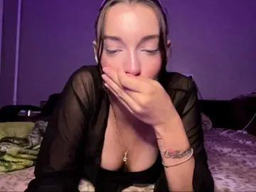 Bongacams Nude Webcam of Reynaaa