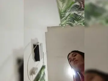 Bongacams Sex Cam of candicelovee