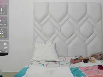 Bongacams Adult Video Chat of MatureNewbie