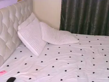 Bongacams Nude Webcam of Cece-16