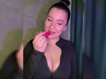 Bongacams Adult Webcam of M-O-L-N-I-Y-A