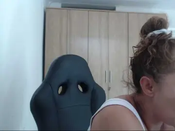 Bongacams Free Live Porn of RoxanaMilf