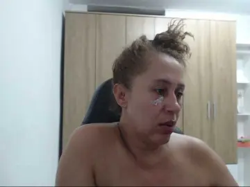 Bongacams Best live sex cam show of RoxanaMilf