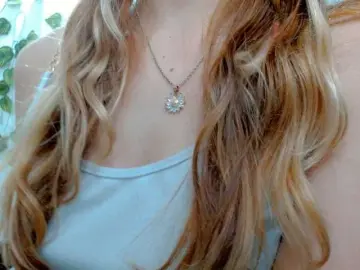 Bongacams Sex Cam of Sabrinaolsons