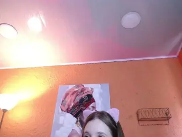 Bongacams Watch Live Sex Cams of PrettyAriel