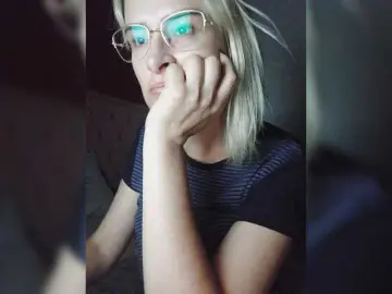 Bongacams Adult Video Chat of yulittlestar28