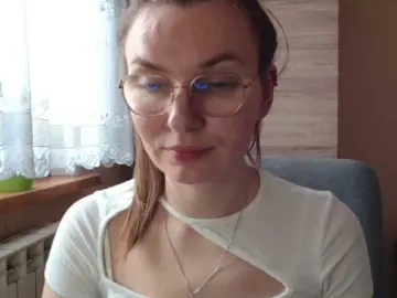 Bongacams Watch Live Sex Cams of Ellyxcute