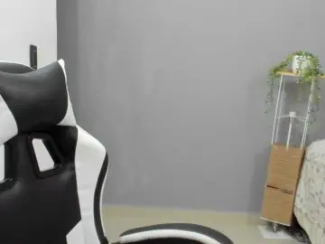 Bongacams Free Porn Cam of LaraCat1