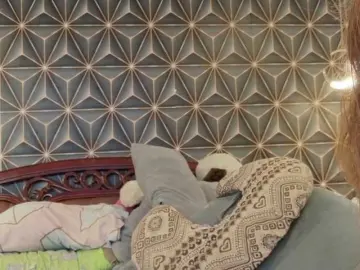 Bongacams Watch Live Sex Cams of YummyMeily