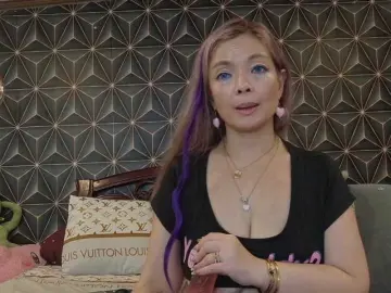 Bongacams Private Sex Chat of YummyMeily