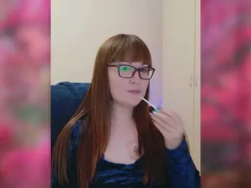 Bongacams Free Live Porn of Fox-Lisa