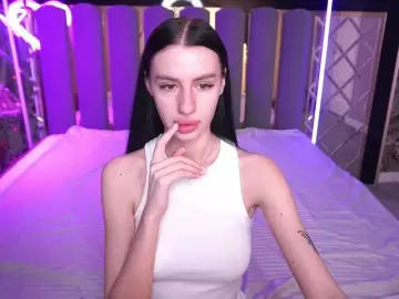 Bongacams Free Live Porn of SnowWhiteee