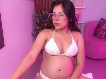 Bongacams Private Sex Chat of Tina-Lewis