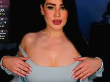 Bongacams Nude Webcam of YourStella