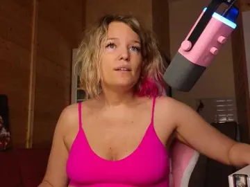 Bongacams Free Live Porn of sweeteve050