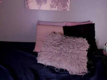 Bongacams Nude Webcam of Kloe-S