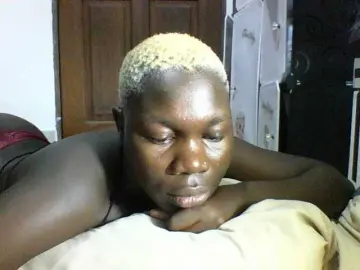 Bongacams Sex Cam of Sweetchocolate