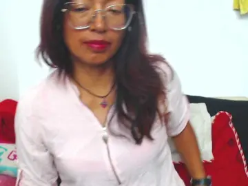 Bongacams Live Sex Cam of HOTTTSKIN