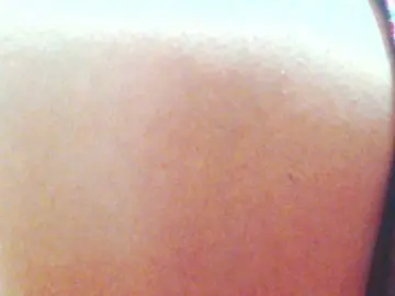 Bongacams Sex Cam of HOTTTSKIN