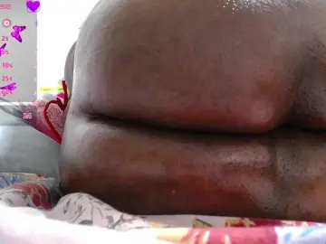 Bongacams Sex Cam of thickebonymilf