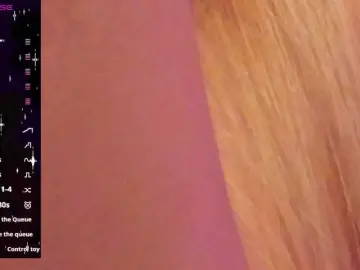 Bongacams Watch Live Sex Cams of Evellyyn