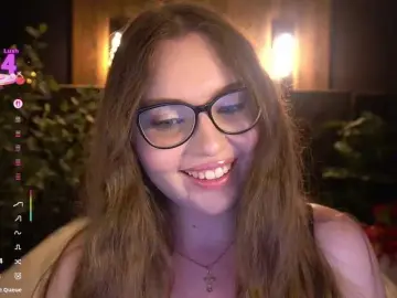 Bongacams Nude Webcam of LuxSopphia