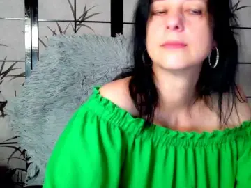 Bongacams Sex Chat of SweetLongLips