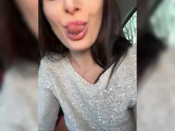 Bongacams Watch Live Sex Cams of -AnnaMaria-