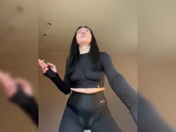 Bongacams Best live sex cam show of KarolinaMilf