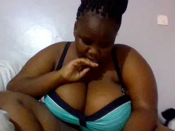 Bongacams Live Sex Cam of Bursty-Monique