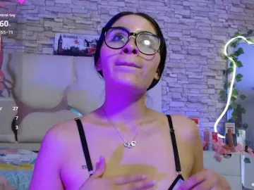 Bongacams Adult Webcam of CASSE-TAY