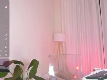 Bongacams Watch Live Sex Cams of SexyBlondeDoll