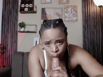 Bongacams Watch Live Sex Cams of AliceBooty