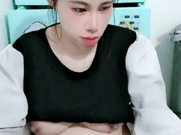 Bongacams Watch Live Sex Cams of Analove-68