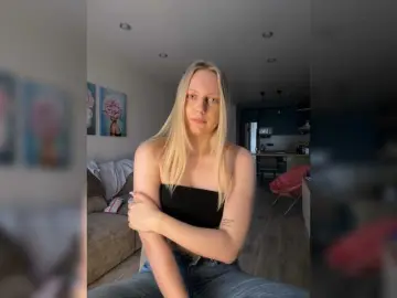 Bongacams Private Sex Chat of HotWillow