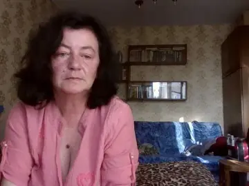 Bongacams Adult Video Chat of krisshurdlove