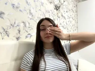 Bongacams Free Porn Cam of CarleenKnappe