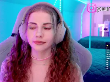 Bongacams Private Sex Chat of -VikkiL0vesCheese-