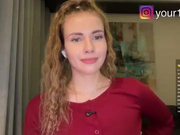 Bongacams Free Live Porn of -VikkiL0vesCheese-