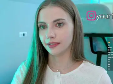 Bongacams Best live sex cam show of -VikkiL0vesCheese-