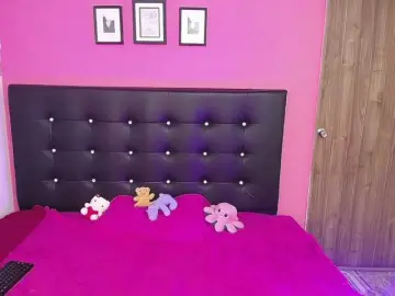 Bongacams Best Webcam of mollycurvyhot