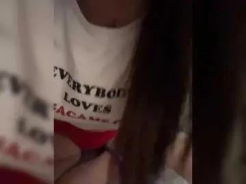 Bongacams Sex Cam of ElectraRhodes