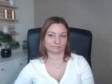 Bongacams Live Sex Cam of angelaLove13