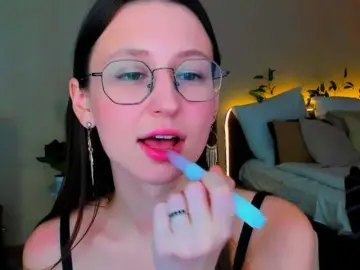 Bongacams Best live sex cam show of YourLovellyStory