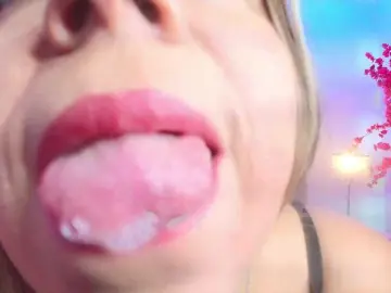 Bongacams Watch Live Sex Cams of Lia-adams