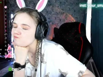 Bongacams Nude Webcam of your-small-bunny