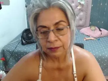 Bongacams Nude Webcam of lalisha-96